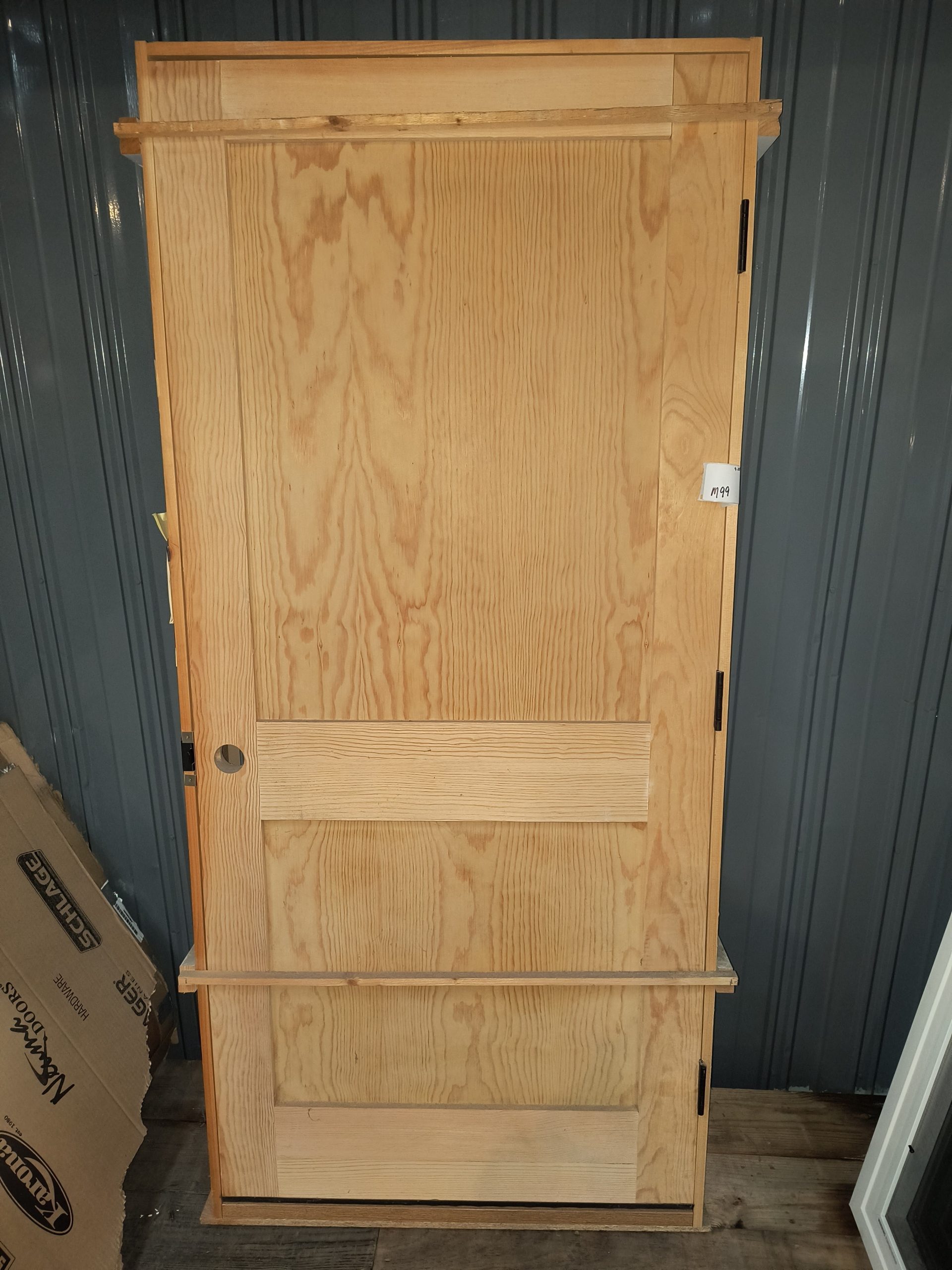 Pondarosa Pine Exterior Door - M99