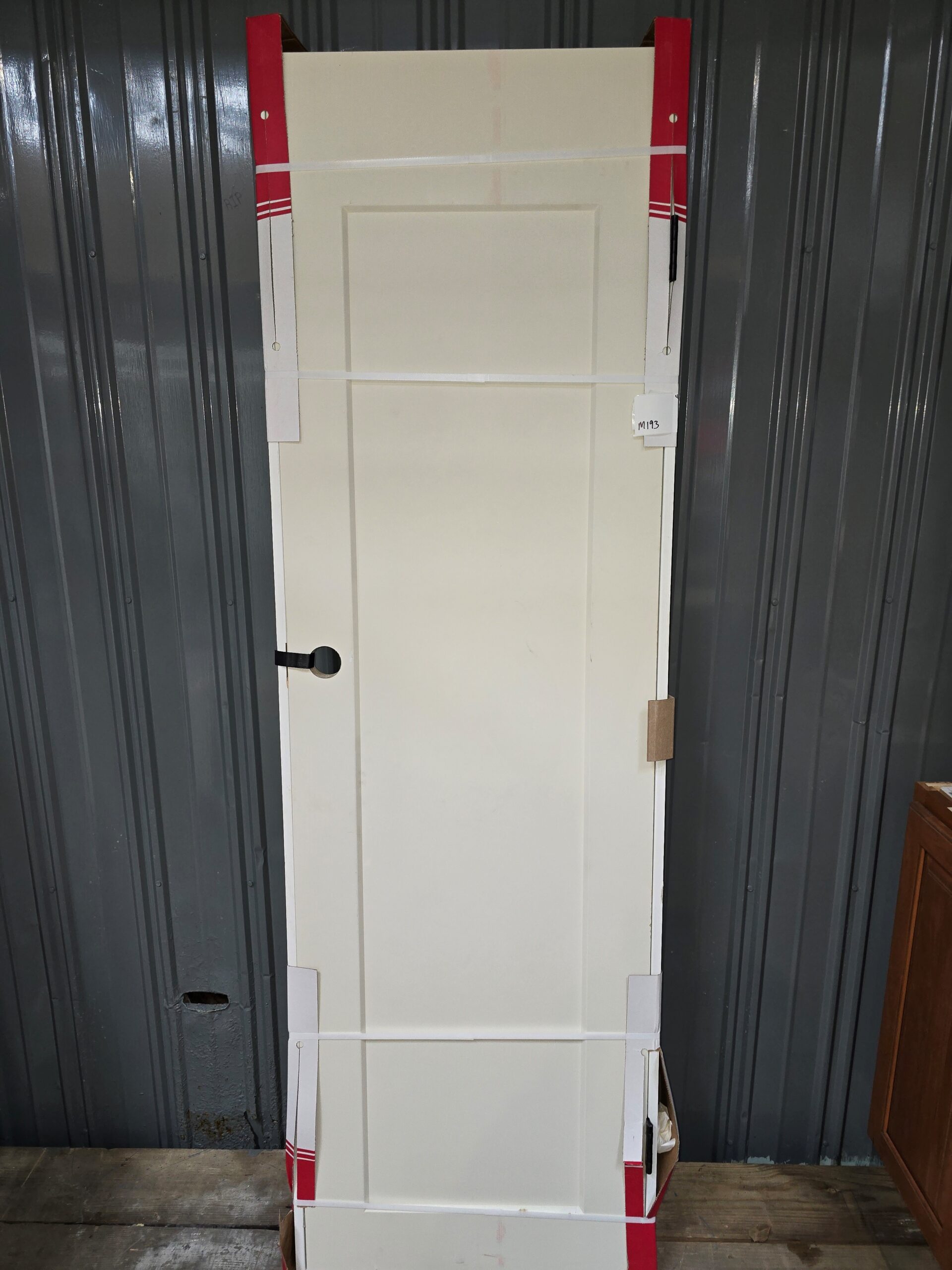 Single Panel/Flush Panel Interior Door - M193