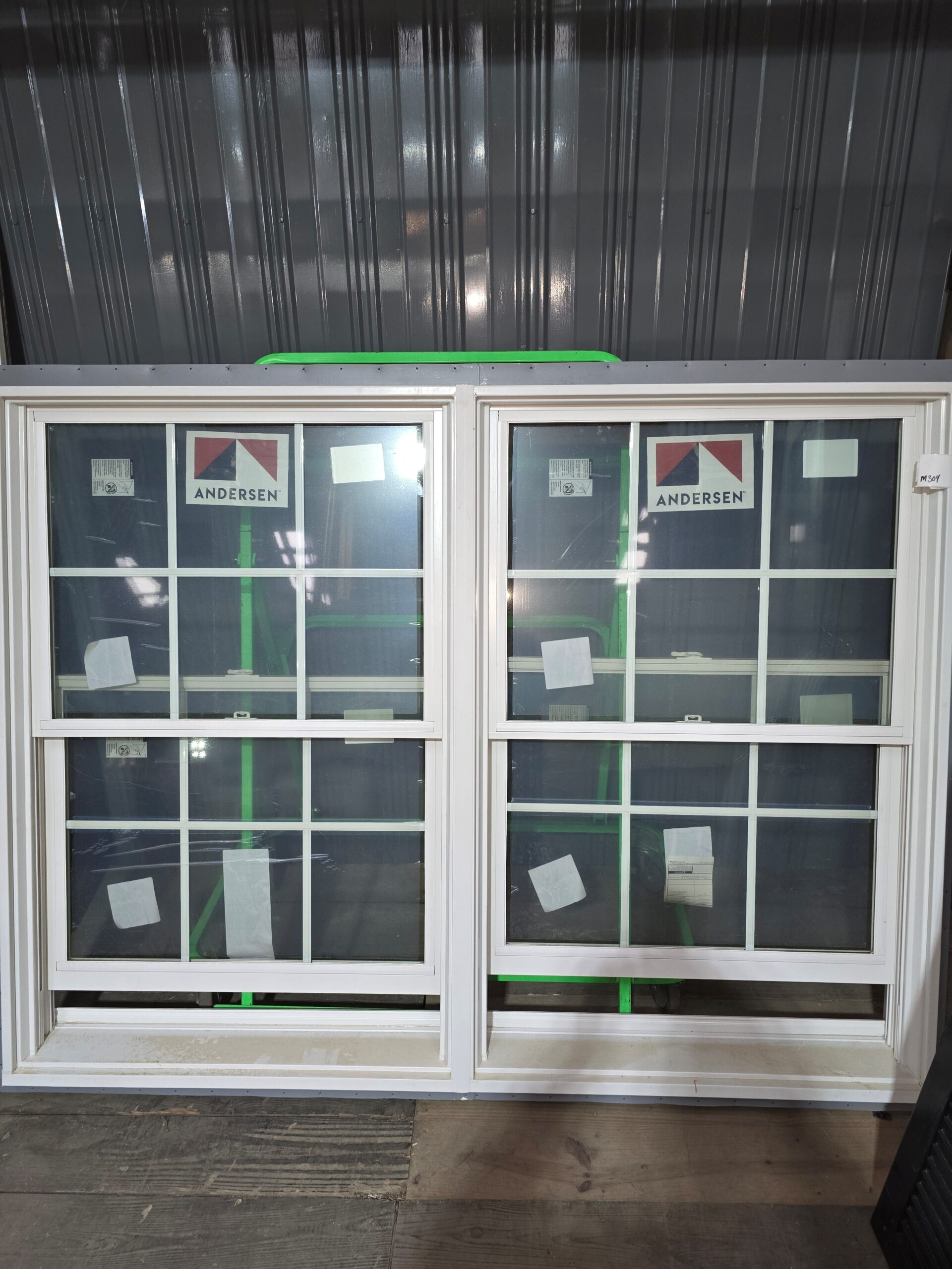 Double - Double Hung Window - M304