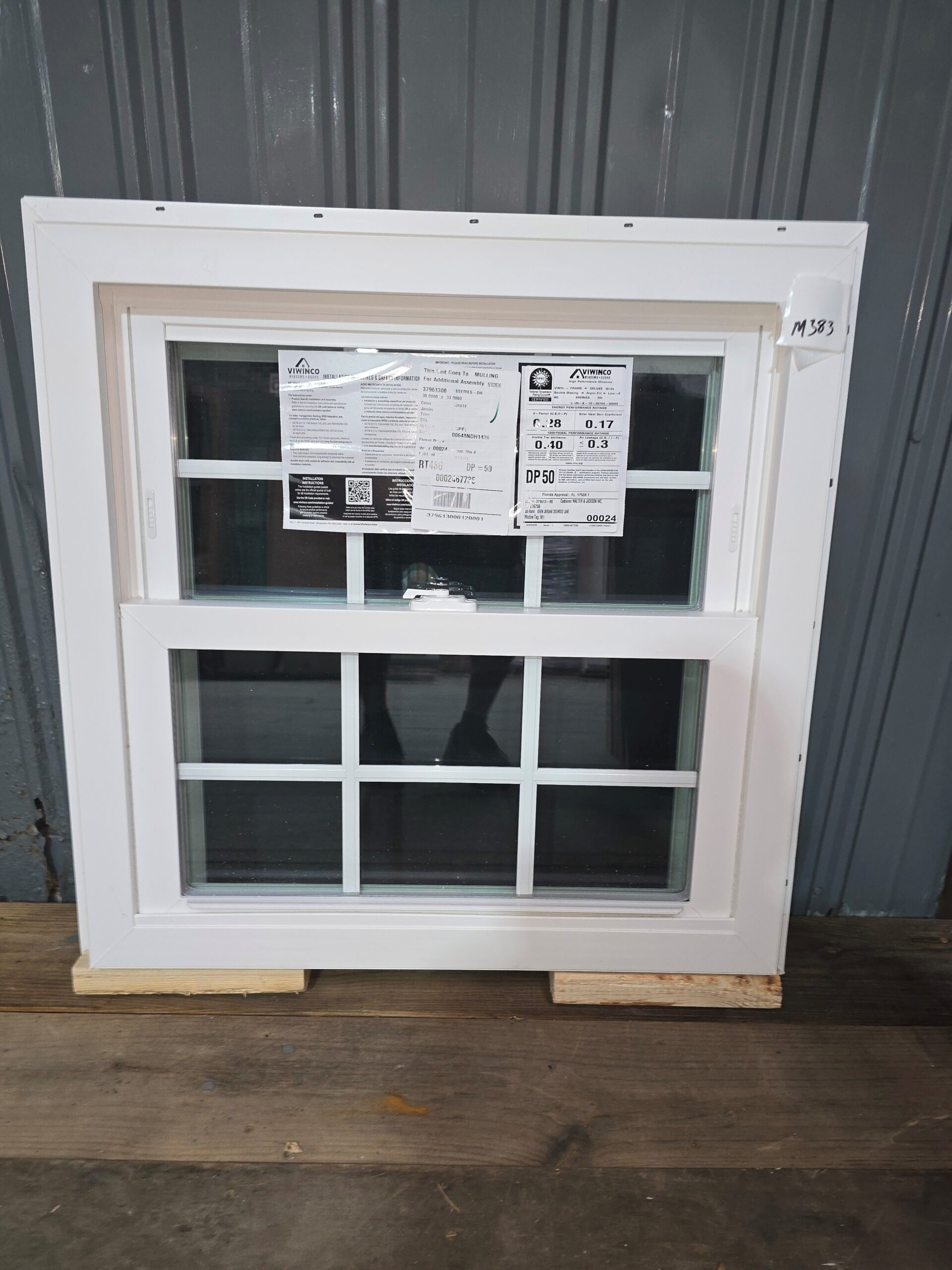 Vinyl Double Hung - M383 & M384
